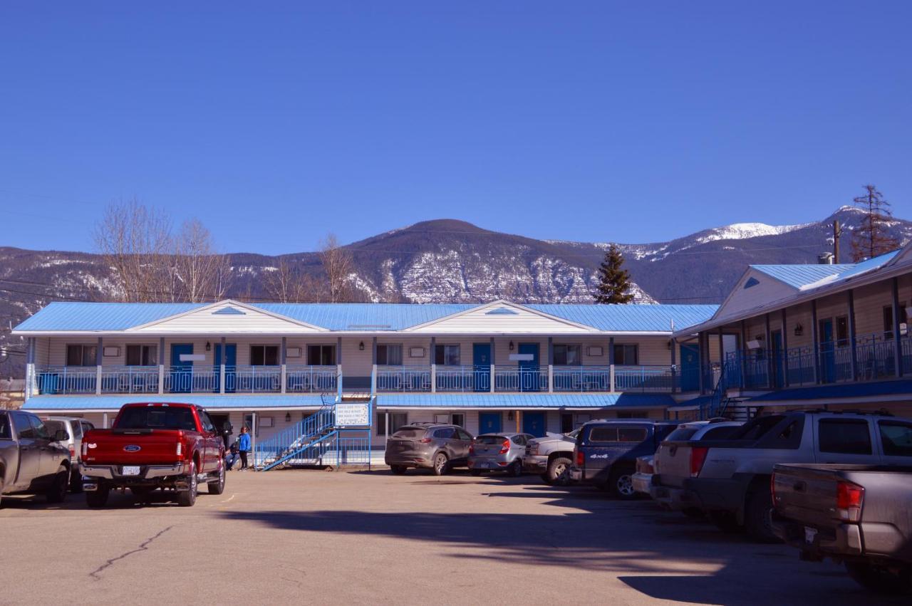 Skimmerhorn Inn Creston Extérieur photo